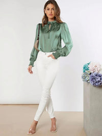 Women's Elegant Solid Color Round Neck Long Sleeve Tie Straight Shirt
