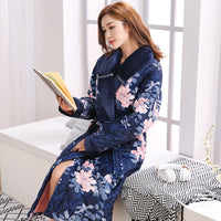 Women's Simple Coral Velvet Thick Warm Nightdress