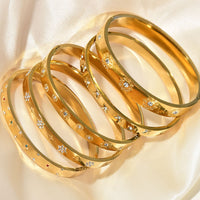 Retro Sunflower Diamond-Encrusted Bracelet Gold Polished Cuff