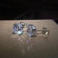 Exquisite Women's Round Zircon Stud Earrings