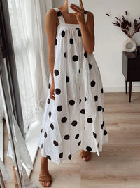 Casual Slip Dress With A Square Neckline And A Standard Digital Print
