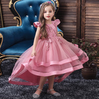 Large tail model catwalk dress