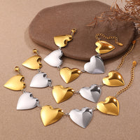 European And American Fashion Light Luxury Contrast Color Heart Bracelet, Non-Fading, Versatile Eye-Catching Hand Jewelry For Women
