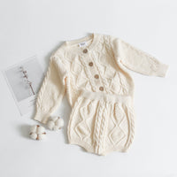 Knitted suit