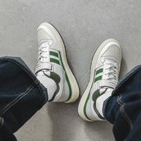 Season Leisure To Help Lovers Niche Sports Shoes