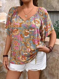 Womens Relaxed-fit V-neck Mid-sleeve Printed Top