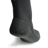 Super elastic non-slip diving socks