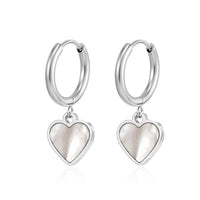 European And American Style Minimalist Fashionable White Shell Earrings With Heart Design