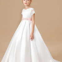 Stylish White Satin Dress With Temperament