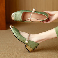 Women's Retro Plus-Size Chunky-Heel Pumps