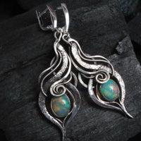 Creative Retro Metal Drop-shaped Gem Pendant Earrings
