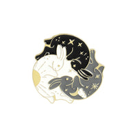Embracing Gossip Illustration Creative Brooch Small Animal Badge