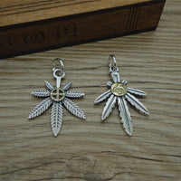 925 Sterling Silver Thai Silver Jewelry Gold-Dotted Feather Pendant