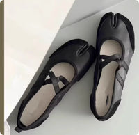 Split-toe Pig Hoof Shoes Mary Jane Ballet Style