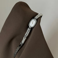 Women's Oval Disk Simple Fashion Pearl Watch