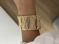 Bold Exaggerated C-shaped Alloy Bracelet With A Brushed Finish