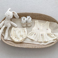 Baby Girl Embroidered Plaid Sleeveless Top Bread Shorts