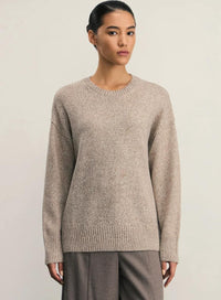 Women's Knitted Round Neck Solid Color Loose Fashion Sweater
