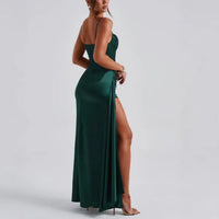 Strapless Elegant Figure-hugging Dress Exposing The Legs