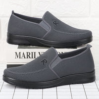 Polyurethane Men's Flying Woven Shoes Slip-on Soft Bottom