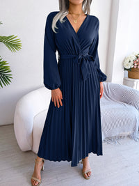 Women's Elegant Cross V Neck Flowy Pleated Maxi Dress