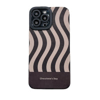 Contrast Color Irregular Stripe Phone Case