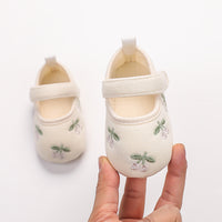 Cotton Spring Small Flower Embroidery Baby's Shoes Female Treasure