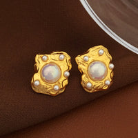 French-style Vintage Asymmetrical Earrings Retro Courtly Style