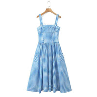 Waist-cinching Figure-flattering Sexy Resort-style Maxi Dress With A Flared Hem