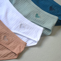 Women's Cotton Underwear Mid-waist Heart-shaped Briefs