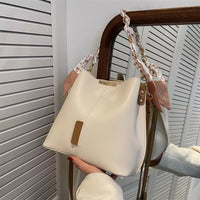 Women's Chain Shoulder Messenger Bag
