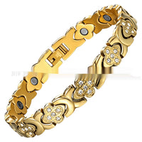 Titanium Steel Bracelet For Fashionable Lucky Clover Design In Stainless Steel