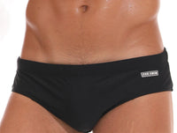 Men's Swimming Briefs With Printed Stitching To Prevent Embarrassment