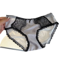 Retro High Luxury Lace Underwear Women's French Eyelash Stitching Satin Comfortable Breathable Purified Cotton Crotch