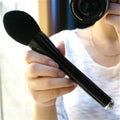 Single Wooden Handle Loose Powder Brush
