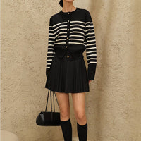 Autumn New Retro Gold Buckle Sweater French Waist Trimming Coat