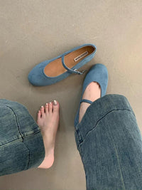 Women's Shallow Mouth Pumps Retro Round Head Soft Flat Bottom Suede
