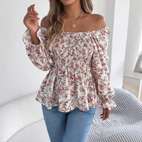 Casual Square-neck Top With Flared Sleeves And A Printed Design