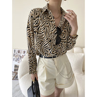 Retro Design Side Chain Suit Shorts