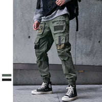 Multi-pocket cropped slacks