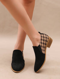 Retro Color-Block Slip-On Shoes For Women