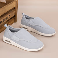 Soft-soled Sneakers That Are Lightweight And Breathable