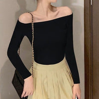 New Shoulder-baring Top With Slim-fit Long Sleeves