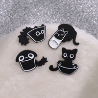 Foreign Trade New Cat-like Cute Animal Brooch Simple Minority All-match Decoration Scarf Buckle