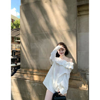 Womens SpringAutumn Long-Sleeve Shirt With A White Bud-Shape Collar And A Boat Neckline