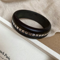 Irregular Wide-brimmed Tan Resin Bracelet