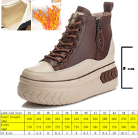 Casual High-top Shoes With An Inside Lift