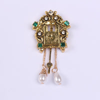 Design Court Retro Baroque Style Coat Brooch