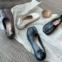 Split-toe Shoes Trotter Horseshoe Pumps