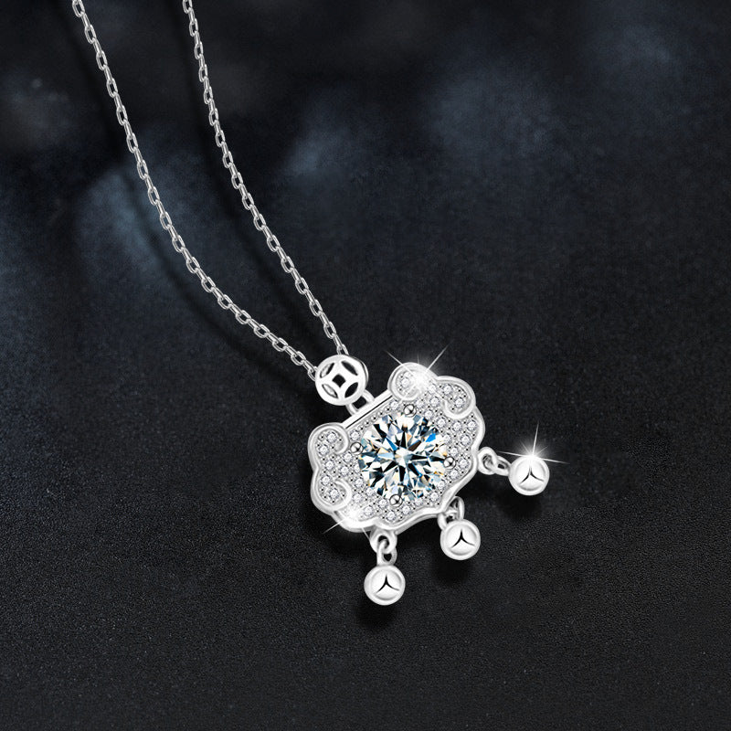 Simple Moissanite Ruyi Safety Lock Necklace